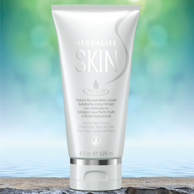 Herbalife SKIN® Instant Reveal Berry Scrub